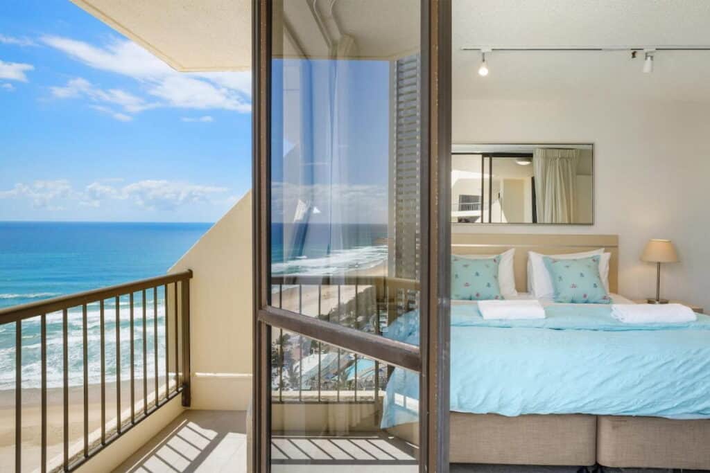 Paradise Centre Apartments Surfers Paradise Bedroom